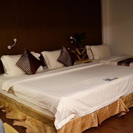 Seashore Beach Inn Maafushi Ngoại thất bức ảnh