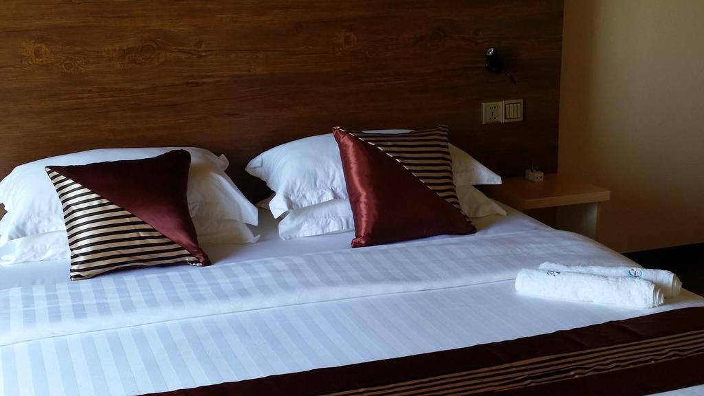 Seashore Beach Inn Maafushi Ngoại thất bức ảnh