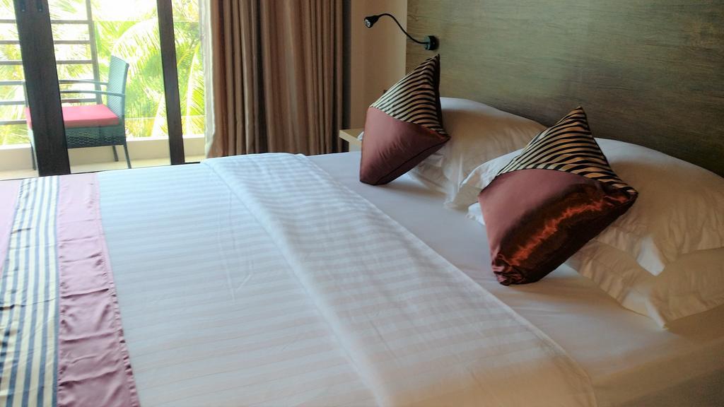 Seashore Beach Inn Maafushi Ngoại thất bức ảnh