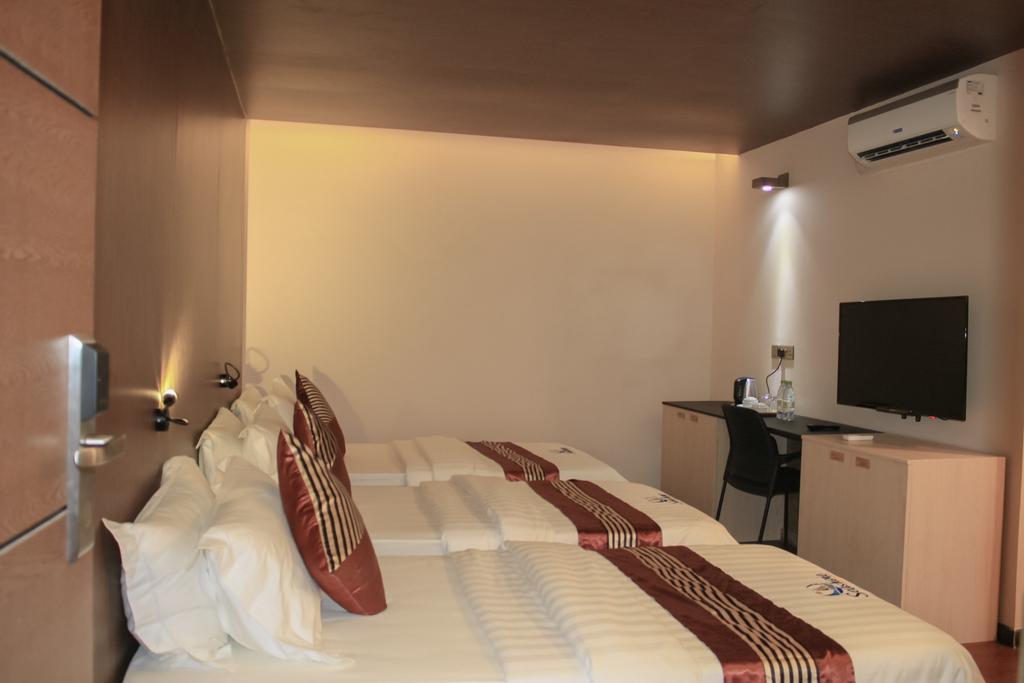 Seashore Beach Inn Maafushi Ngoại thất bức ảnh